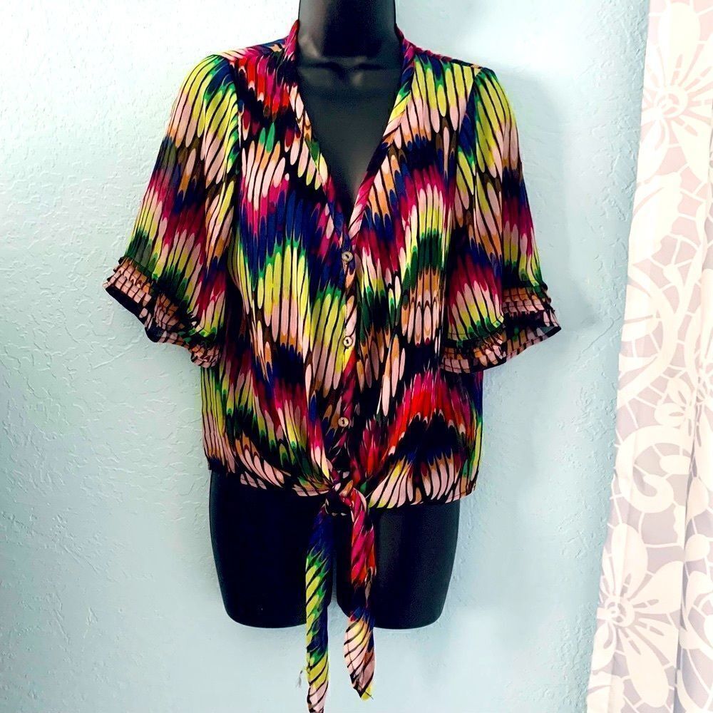 Democracy Multicolored Print Tie Waist V-Neck Boho Blouse Size Medium